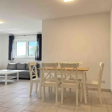 Max117 Moderne Monteurwohnung Mit Balkon Maxhutte-Haidhof