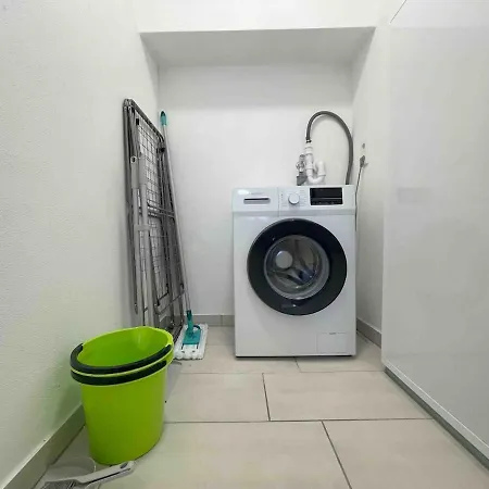 Max117 Moderne Monteurwohnung Mit Balkon *